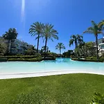 10 - A A 400m De La Mer, Quartier De Nagueles Apartment Marbella