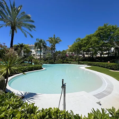 10 - A A 400m De La Mer, Quartier De Nagueles Marbella