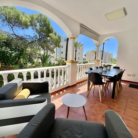 10 - A A 400m De La Mer, Quartier De Nagueles *