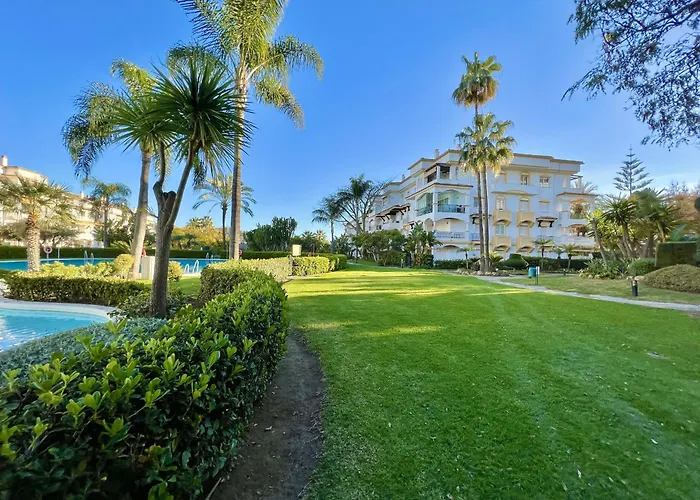 10 - A A 400m De La Mer, Quartier De Nagueles Μαρμπέλλα