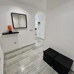 10 - A A 400m De La Mer, Quartier De Nagueles Lägenhet